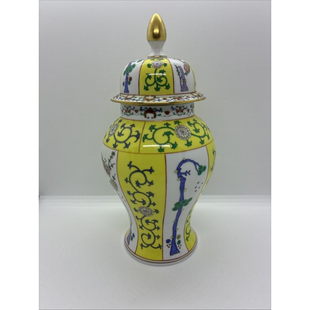 VTG Herend Yellow Dynasty Porcelain Lidded Urn, Godollo, Hungary, #6629 5”x10”